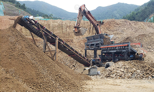江西移動式泥石分離機現(xiàn)場